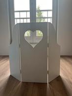 Wit houten drieluik met hart, Ophalen, Gebruikt