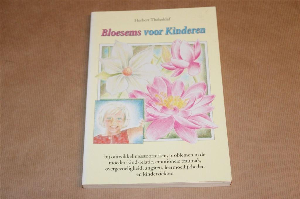 Bloesems voor Kinderen — Hulp bij Ontwikkelingsstoornissen.., Ophalen of Verzenden, Gelezen, Overige onderwerpen, Achtergrond en Informatie