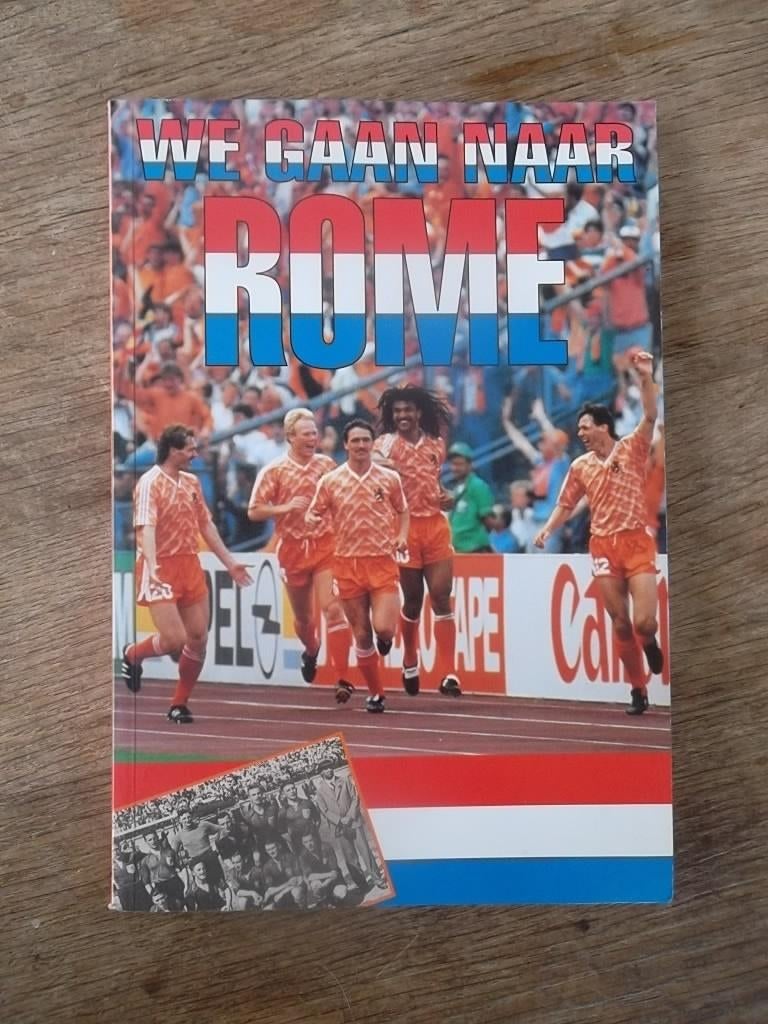 Wereldkampioenschap Voetbal Italia'90 We gaan naar Rome, Boeken, Ophalen of Verzenden, Gelezen, Watersport en Hengelsport