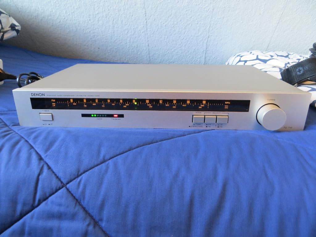 Analoge vintage DENON LW/AM/FM Tuner TU-710, Ophalen, Gebruikt, Analoog