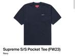 Supreme S/S Pocket Tee (FW23) Navy M, Ophalen of Verzenden, Nieuw, Maat 48/50 (M), Blauw