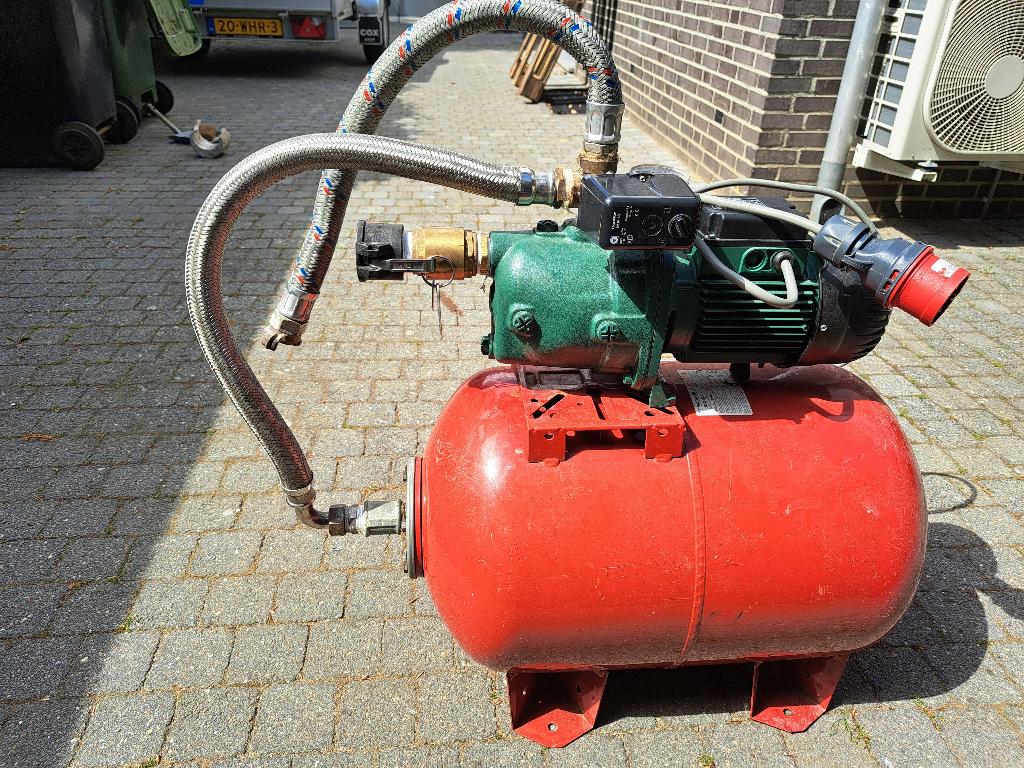 Hydrofoor, slechts 1x gebruikt., Ophalen, Nieuw, Elektrisch, Hydrofoorpomp