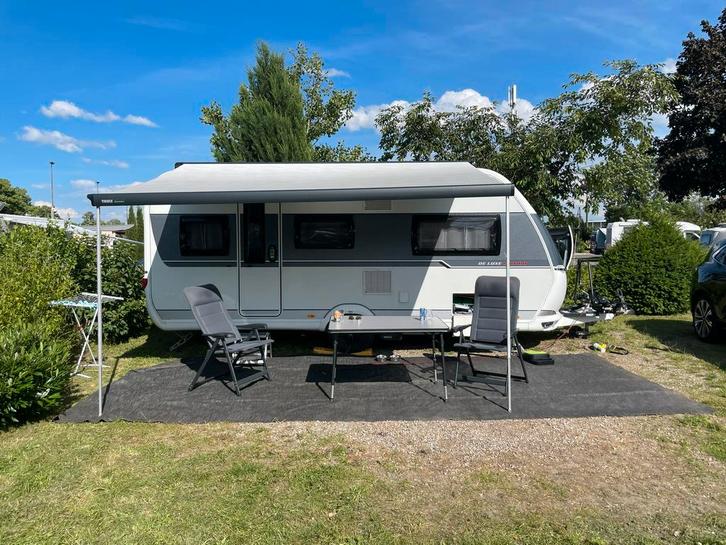 Caravan Hobby de luxe edition 495 UL, Caravans en Kamperen, Caravans, Particulier, tot en met 4, 1250 - 1500 kg, Rondzit, Hobby