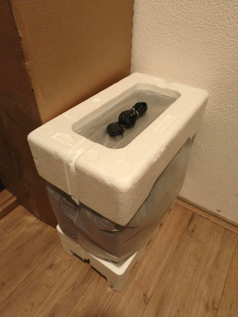 Samsung draadloze subwoofer voor HW-Q990D/Q990F soundbar, Subwoofer, Nieuw, 120 watt of meer, Ophalen