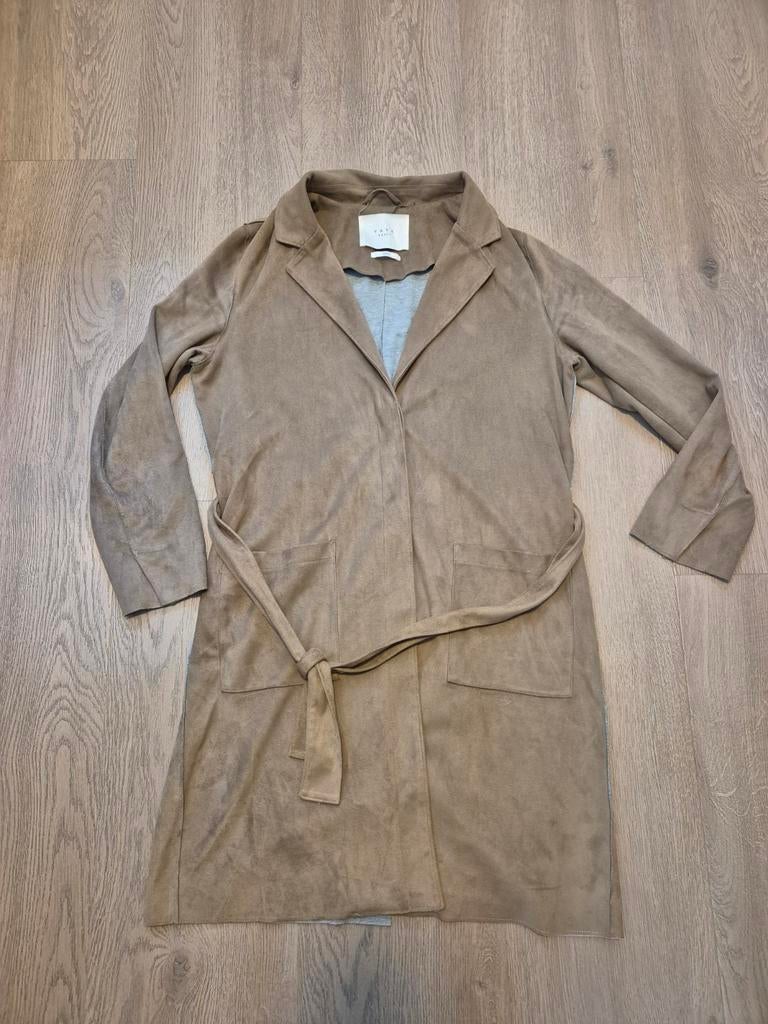 Mooi jasje maat 42, Kleding | Dames, Jasjes, Kostuums en Pakken, Beige, Maat 42/44 (L), Ophalen of Verzenden, Zo goed als nieuw