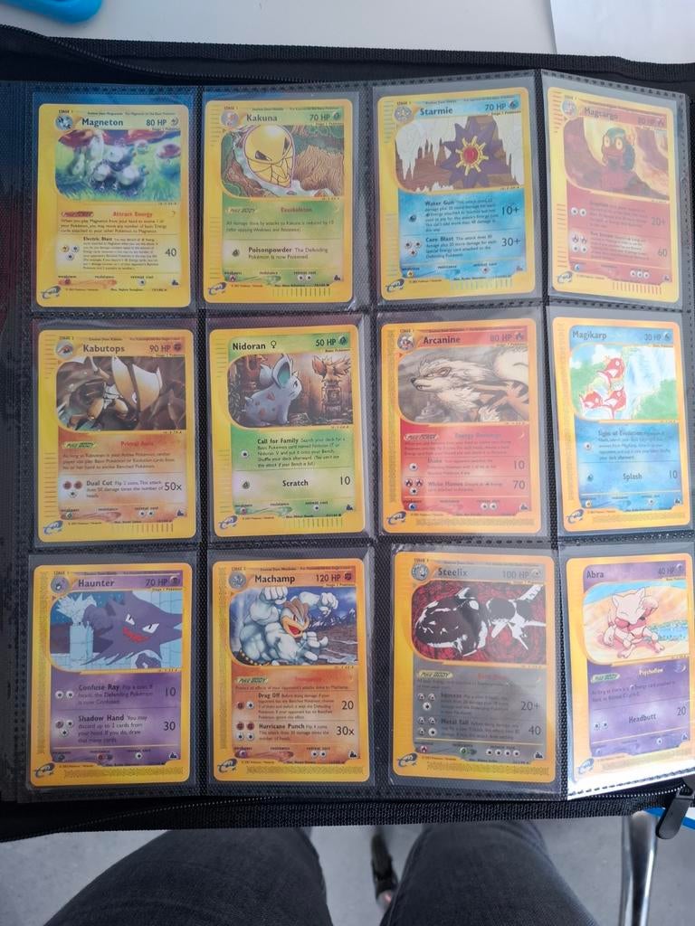 Pokémon  kaarten verzameling skyridge, Ophalen of Verzenden, Zo goed als nieuw, Meerdere kaarten