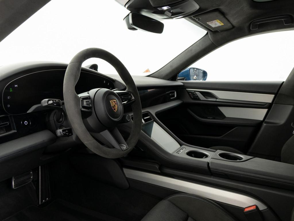Porsche Taycan Turbo S Cross Turismo, Auto's, Porsche, 419 km, Gebruikt, Zwart, Verwarming stoelen achter