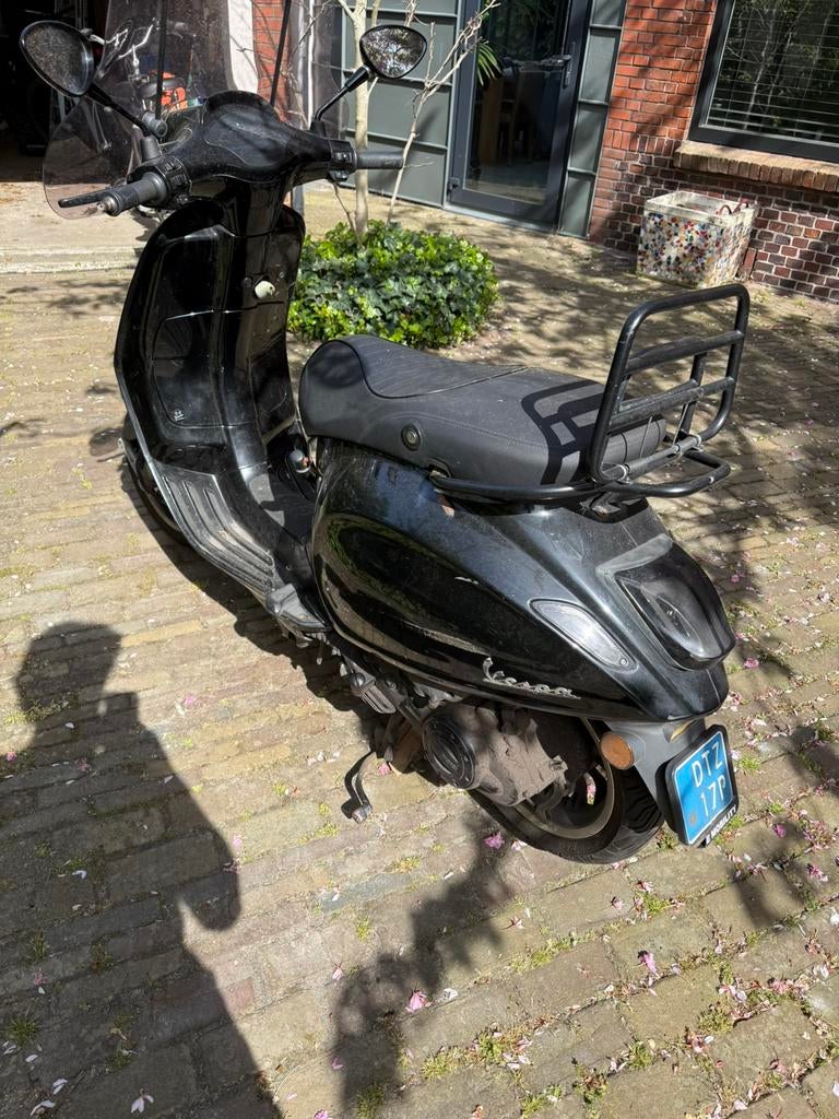 Vespa sprint 2019 project scooter, Gebruikt, Ophalen of Verzenden, Benzine, Vespa