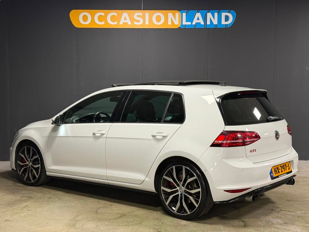 Volkswagen Golf 2.0 TSI GTI Performance|PANO|PDC|CAMERA|CRUI, Auto's, Gebruikt, 4 cilinders, 1984 cc, Wit
