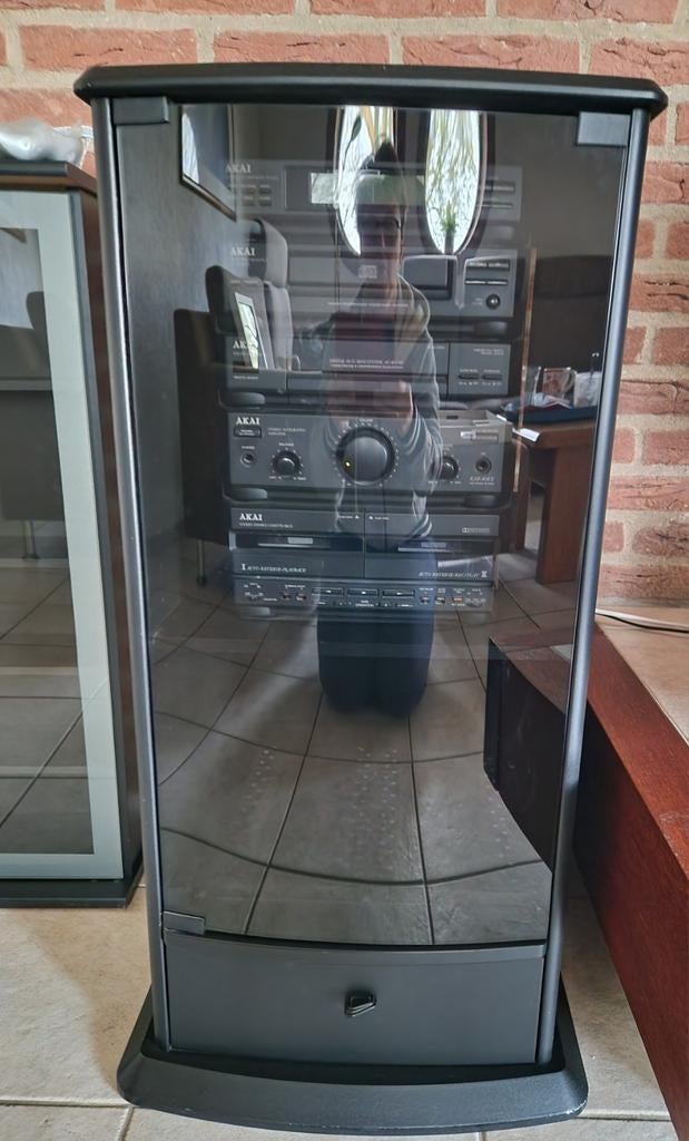 Audio kastje met uitschuifbaar CD rekje en lade, Huis en Inrichting, Woonaccessoires | Cd- en Dvd-rekken, Ophalen, Overige materialen