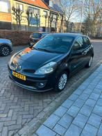 Renault Clio 1.4 16V 72KW 3-DRS E4 2006 Zwart, Auto's, Voorwielaandrijving, Zwart, 4 cilinders, Handgeschakeld