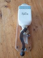 Koffiemolens, Ophalen