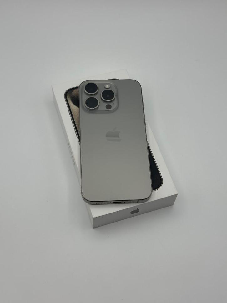 iPhone 15 Pro | 128 GB | Zilver | Topstaat | Garantie, Telecommunicatie, Mobiele telefoons | Apple iPhone, Zo goed als nieuw, 128 GB