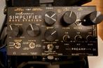 DSM & Humboldt Simplifier Bass Station Preamp/DI, Muziek en Instrumenten, Ophalen, Zo goed als nieuw