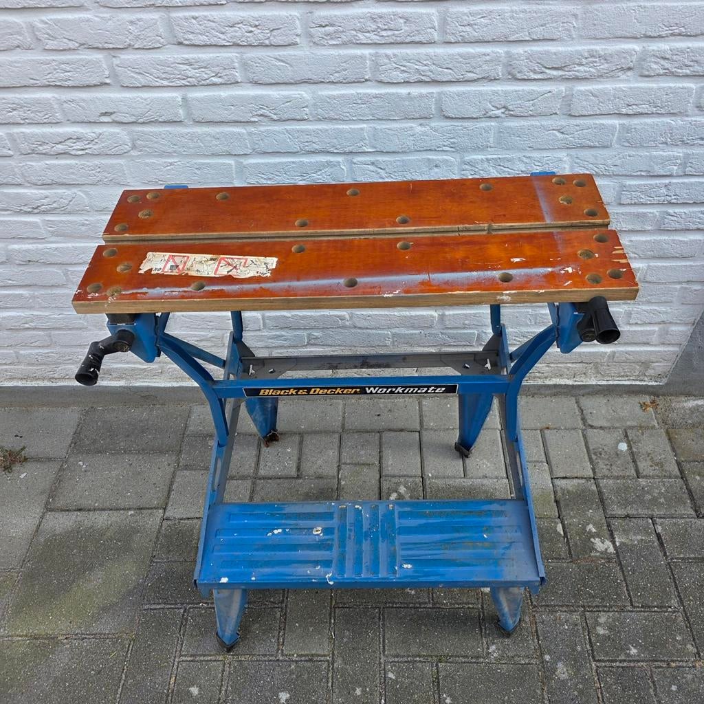 Werkbank black & decker, Doe-het-zelf en Verbouw, Werkbanken, Ophalen, Zo goed als nieuw, Inklapbaar