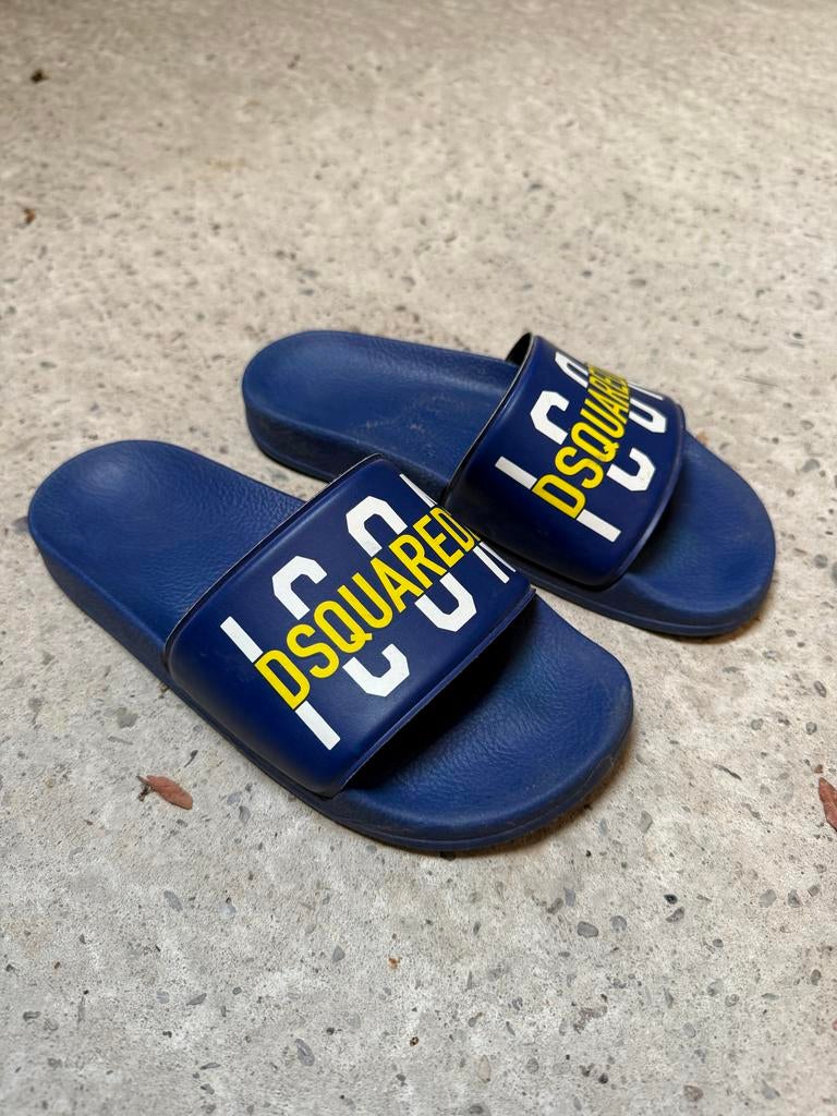 Diverse merk slippers - Maat 37, Ophalen of Verzenden, Gedragen, Slippers