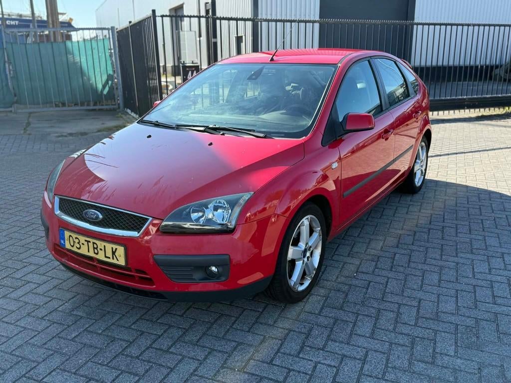 Ford Focus 2.0-16V Rally Edition | Airco | Cruise | NAP, Stof, Zwart, 4 cilinders, Bedrijf