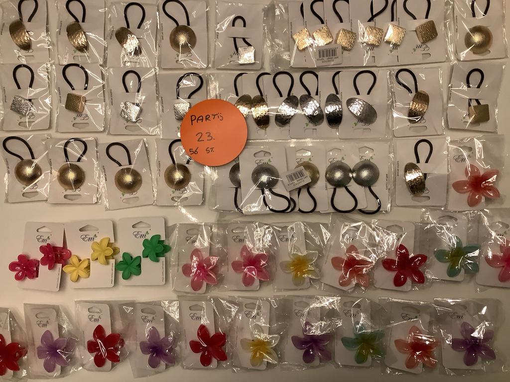 KONINGSDAG HANDEL : Partij haarklemmen etc (partij 23), Diversen, Rommelmarktspullen, Nieuw, Ophalen of Verzenden