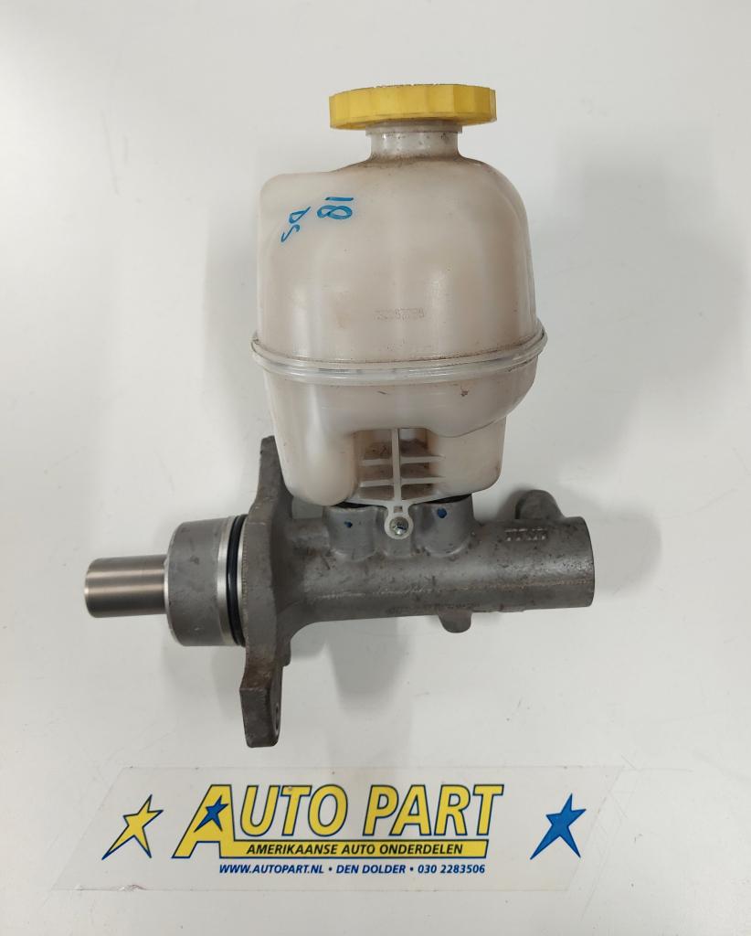 Dodge Ram 1500 hoofdremcilinder 2007-2018, Auto-onderdelen, Remmen en Aandrijving, Gebruikt, PO Box 21-8004 | Auburn Hills, MI 48321-8004