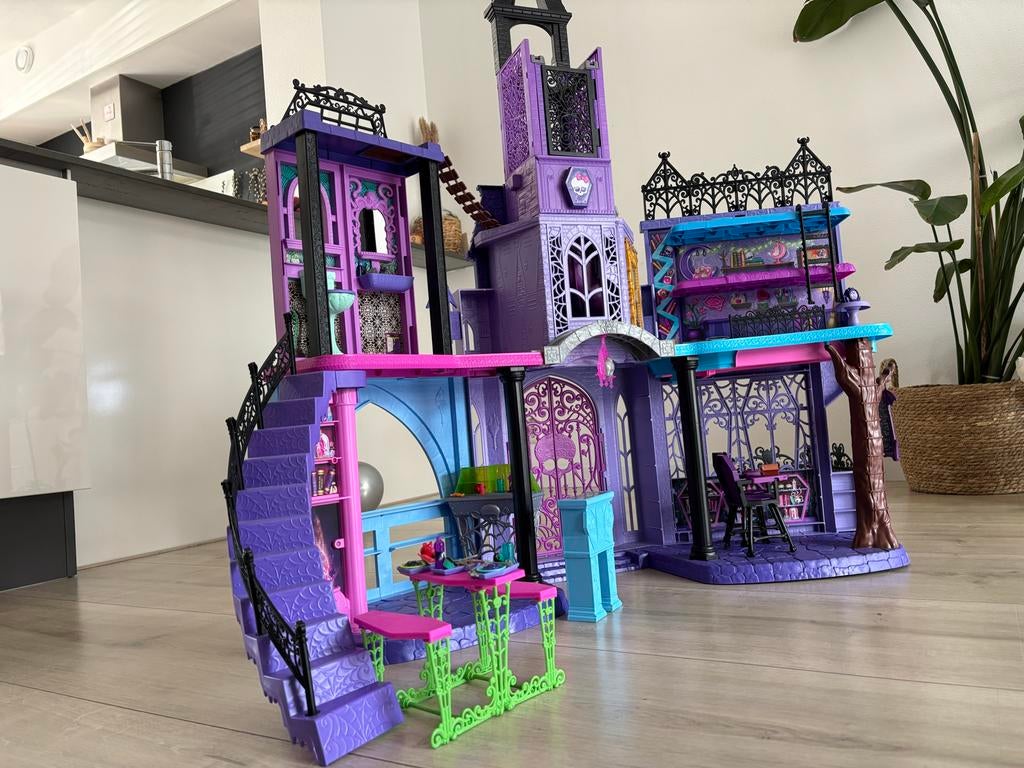 Monster High Haunted Highschool - Zo goed als nieuw, Ophalen, Zo goed als nieuw