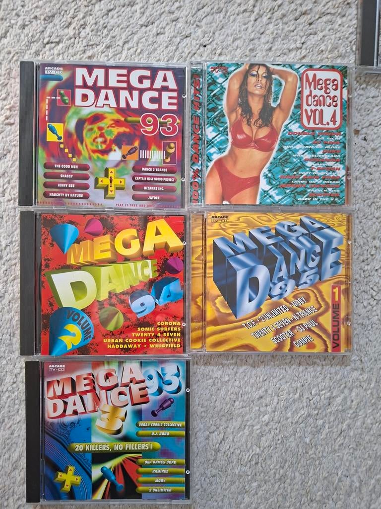 Mega Dance 93 (deel 1,2,3,4) + Mega Dance 95 (deel 1) CD's, Ophalen of Verzenden, Gebruikt, Dance Populair