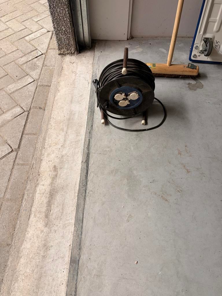 Kabelhaspel 40 meter, Ophalen of Verzenden, Gebruikt, Kabel of Snoer