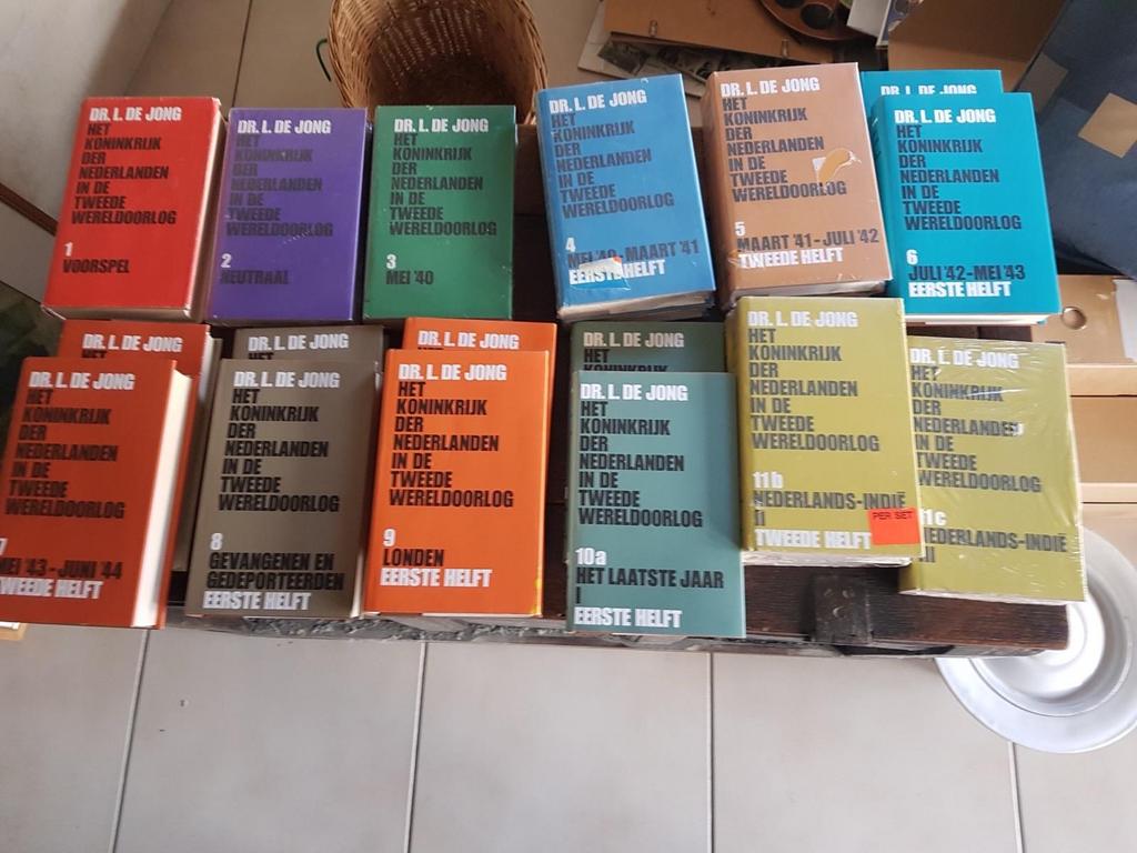 Het Koninkrijk der Nederlanden in de Tweede Wereldoorlog, Boeken, Oorlog en Militair, Ophalen of Verzenden, Tweede Wereldoorlog