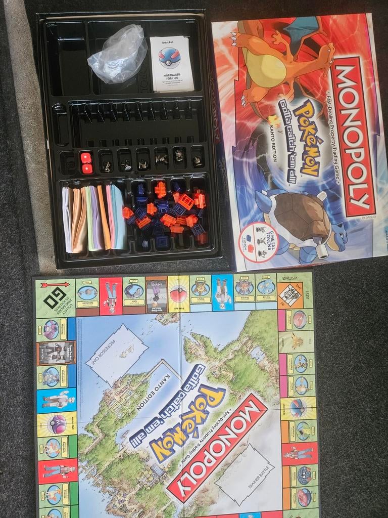 Pokemon monopoly kanto editie compleet, Hobby en Vrije tijd, Gezelschapsspellen | Bordspellen, Ophalen, Zo goed als nieuw