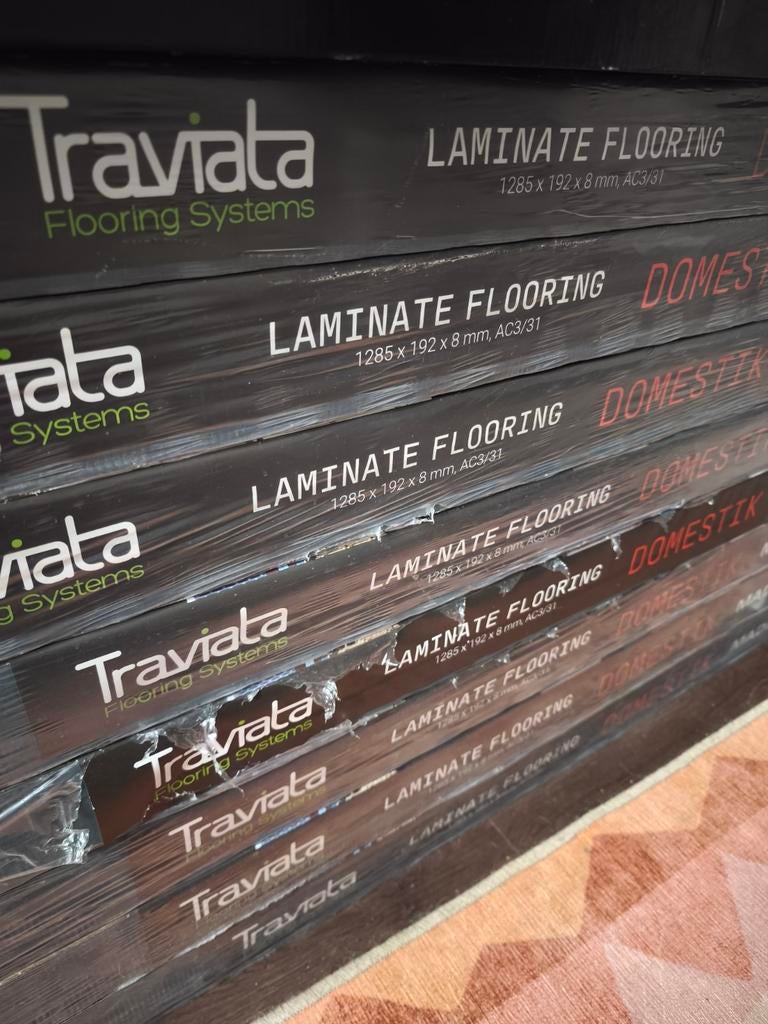 Ruim 15m2 Traviata Click Laminaat Domestik incl. ondervloer, Ophalen, 50 tot 150 cm, Nieuw, 10 m² of meer