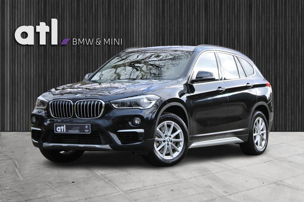BMW X1 xDrive20i X-Line, Leer, Navi, LED, Trekhaak, Sportsto, Auto's, BMW, 1998 cc, Gebruikt, Euro 6, 2000 kg