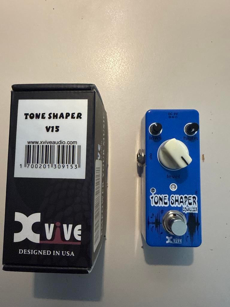 Xvive Tone Shaper V15 Gitaar Equalizer Pedaal, Ophalen of Verzenden, Zo goed als nieuw, Equalizer