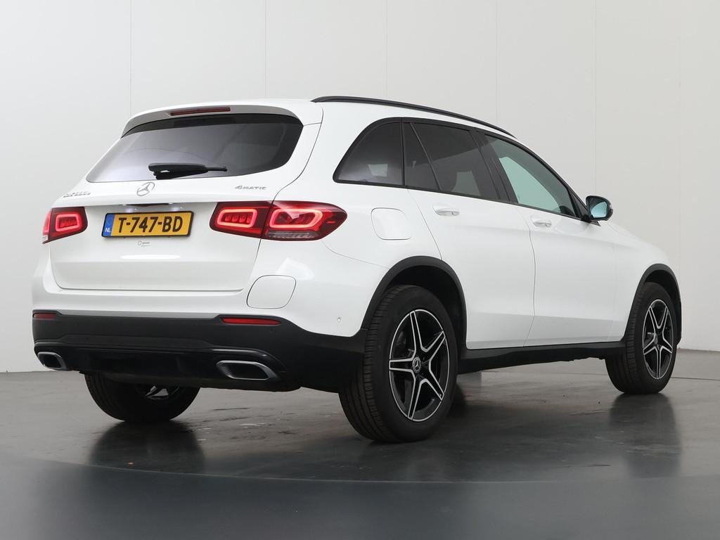 Mercedes-Benz GLC-klasse 300e 4MATIC Premium Plus | Night |, Auto's, Mercedes-Benz, Automaat, 14 kWh, Gebruikt, 4 cilinders