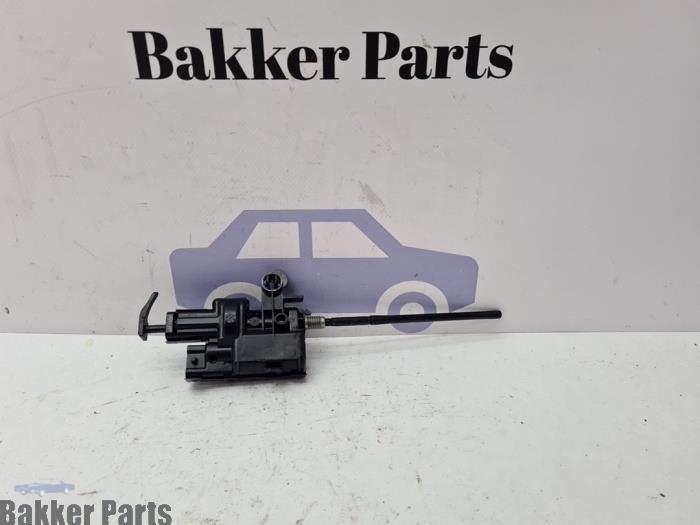 Tankklep Vergrendelingsmotor van een Renault Captur, Auto-onderdelen, Overige Auto-onderdelen, Renault, Gebruikt, 3 maanden garantie