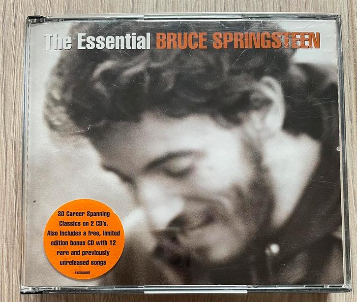 3x CD * The Essential Bruce Springsteen * Bonus Disc, Cd's en Dvd's, Cd's | Pop, Zo goed als nieuw, 2000 tot heden, Ophalen of Verzenden