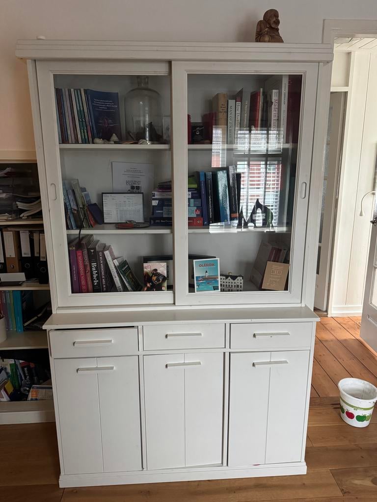 Witte buffetkast, nette staat, Huis en Inrichting, Ophalen, Gebruikt, 100 tot 150 cm, Met lade(s)