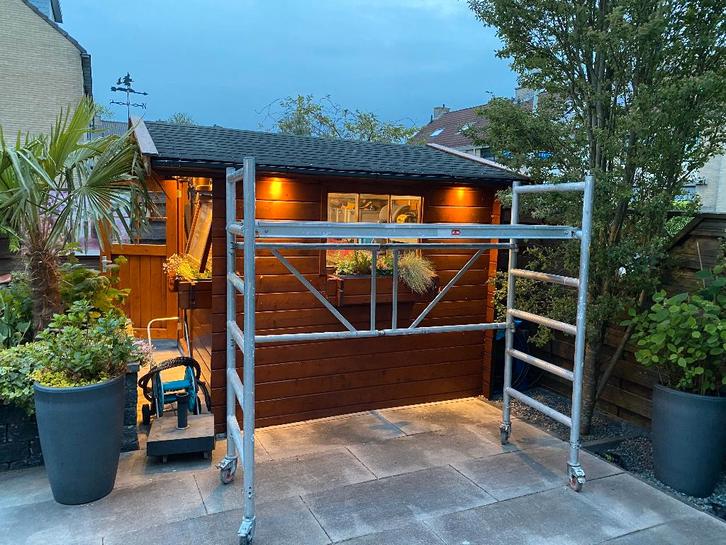 Kamersteiger TE HUUR  (of 2 of 3 delige Schuifladder), Doe-het-zelf en Verbouw, Steigers, Gebruikt, Rolsteiger of Kamersteiger