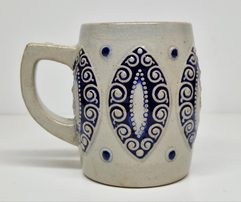 Reinhold Merkelbach aardewerk bekertje, Duitsland 1910., Antiek en Kunst, Ophalen of Verzenden