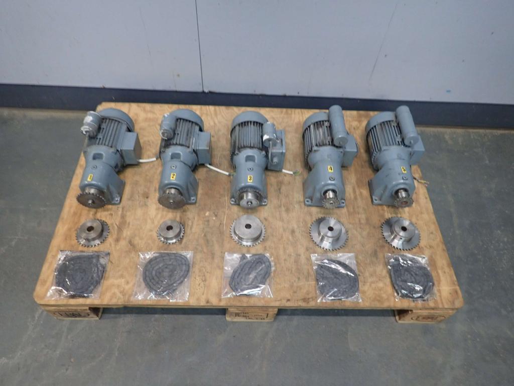 220V Elektromotor vertragingskast reductormotor 58 / 55 rpm, Niet ingevuld, Gebruikt, Niet ingevuld, Ophalen of Verzenden