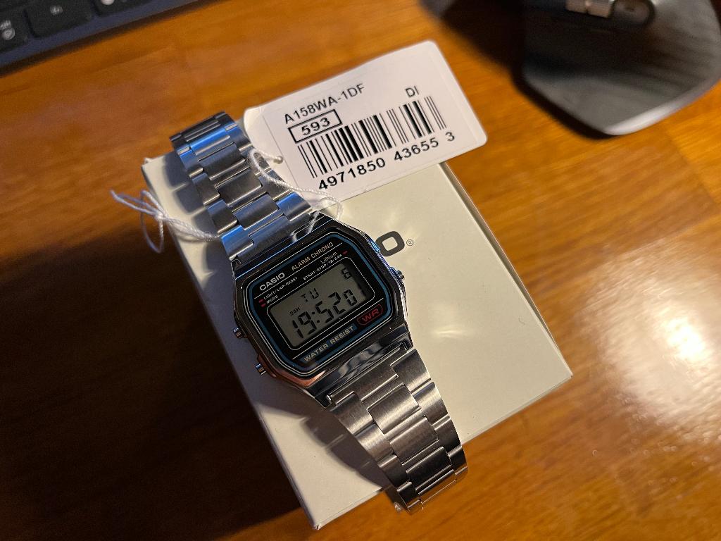Casio 158WA-1DF, Staal, Polshorloge, Ophalen of Verzenden, Zo goed als nieuw