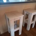 Witte barkrukken steigerhout, Huis en Inrichting, Ophalen, Zo goed als nieuw