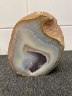 Amethist geode edelsteen 24 cm breed 30 Cm hoog, Ophalen of Verzenden, Overige typen
