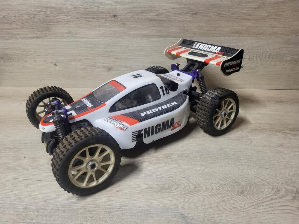 Protech 1/8 chassis, Hobby en Vrije tijd, Modelbouw | Radiografisch | Auto's, Ophalen of Verzenden, Zo goed als nieuw, Auto onroad