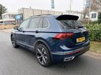 Volkswagen Tiguan 1.4 TSI eHybrid 245PK DSG 3x R-Line•Pano, Stof, Euro 6, 4 cilinders, Grijs