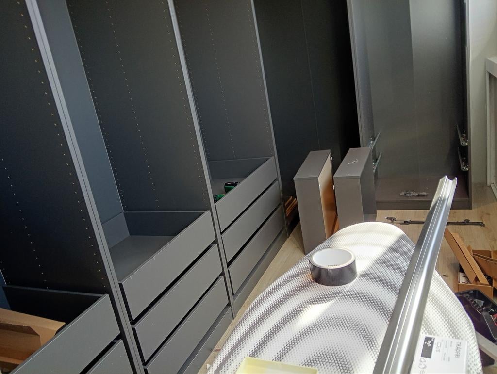 IKEA MONTAGE PAX MALM BESTA HAAL BRENG EN MONTAGE SERVICE, Huis en Inrichting, Kasten | Kledingkasten, Ophalen of Verzenden, Zo goed als nieuw