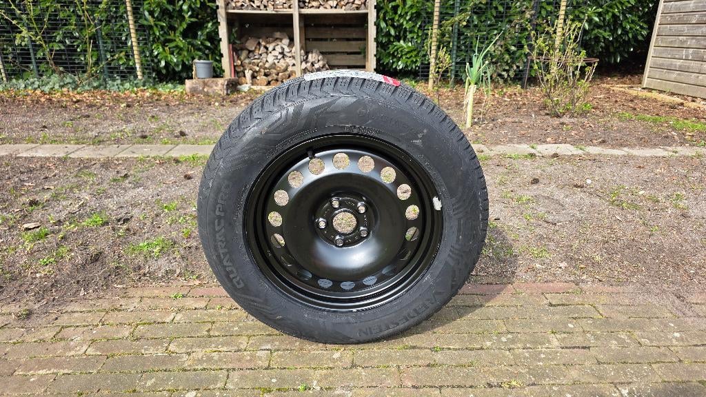 Volkswagen reservewiel Vredestein 215/65 R17 all-season, Ophalen, 215 mm, Banden en Velgen, Nieuw