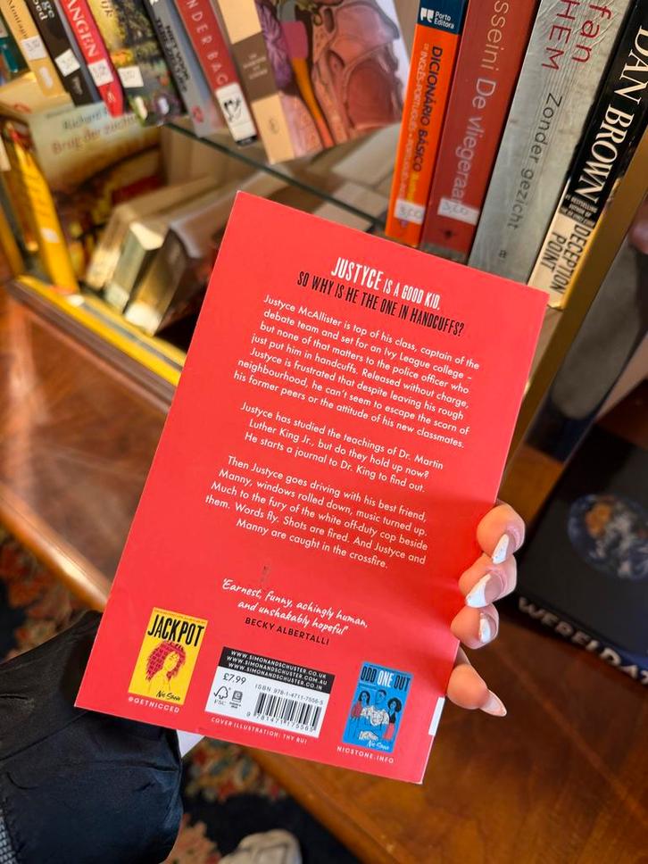 Dear Martin - Nic Stone (Engels), Boeken, Romans, Zo goed als nieuw, Amerika, Ophalen of Verzenden