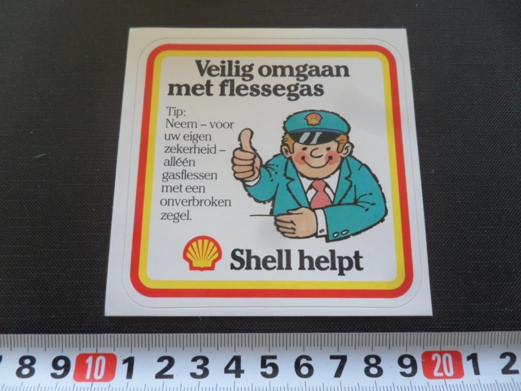 sticker SHELL helpt veilig omgaan met flessegas strip 026, Verzamelen, Stickers, Ophalen, Zo goed als nieuw