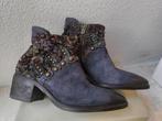 A.S.98 Donkerblauw enkellaarsjes met bloemenprint en studs, Blauw, Lage of Enkellaarzen, Nieuw, Ophalen of Verzenden
