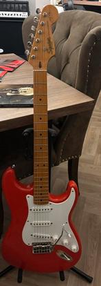 Squier by fender stratocaster classic vibe hank marvin logo, Muziek en Instrumenten, Snaarinstrumenten | Gitaren | Elektrisch