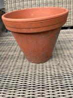 Terracotta bloempot, Ophalen, Rond, Zo goed als nieuw, Minder dan 40 cm